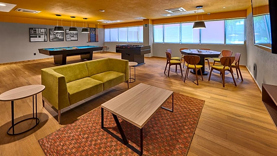 City Express Suites by Marriott Queretaro