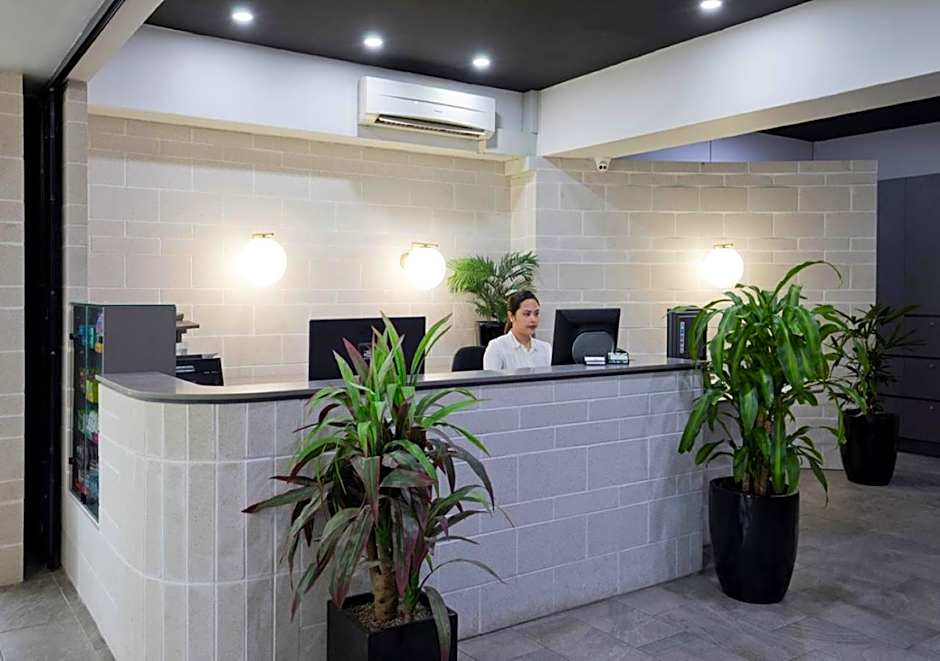 The Metropolitan Spring Hill