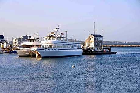 Harbourtown Suites
