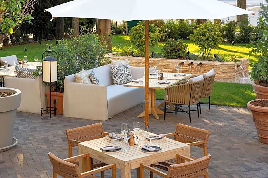 JW Marriott Bucharest Grand Hotel