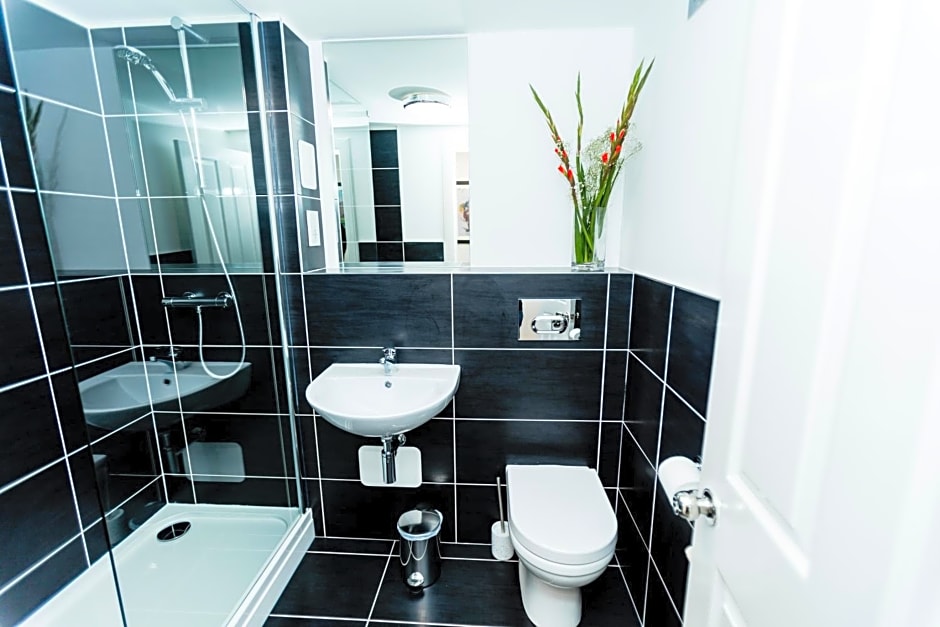 The Dalkeith Hotel by Pillow