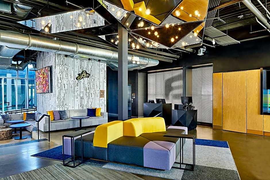 Aloft Dulles Airport North