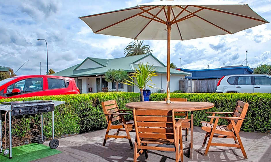 Barringtons Motor Lodge