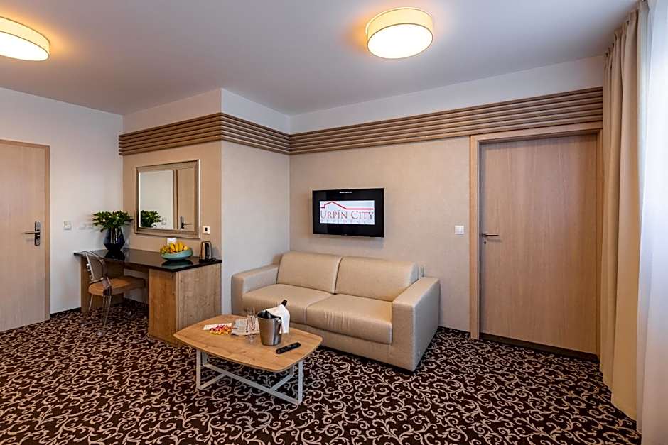 Urpí­n City Residence