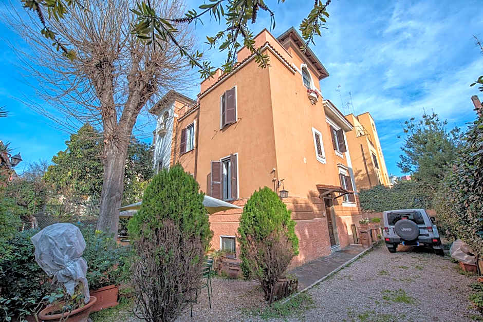 A Vinicius Et Mita Guest House