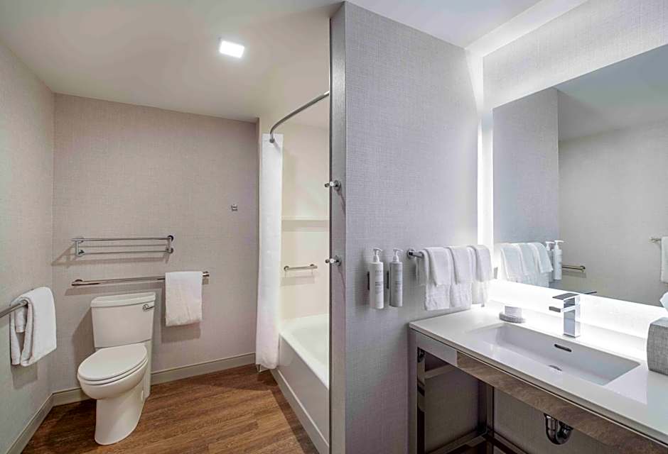 Homewood Suites By Hilton Boston Logan Airport Chelsea