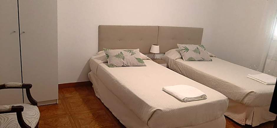 ALOJAMIENTO CASA LEÓN