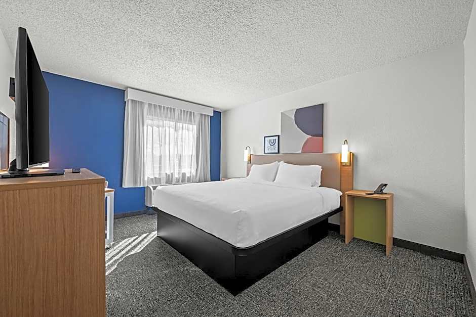 Spark by Hilton Cleveland Beachwood