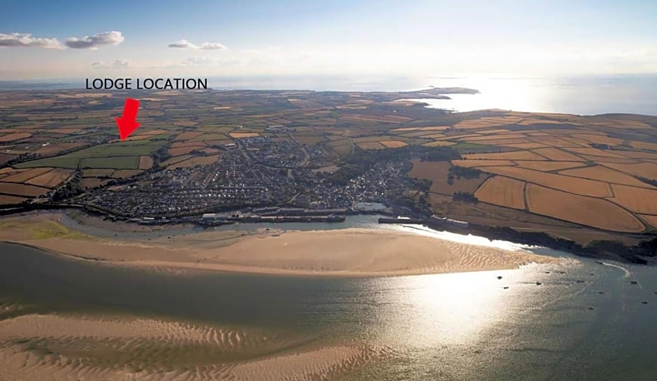 Edge of Padstow, 2 bedroom luxury lodge