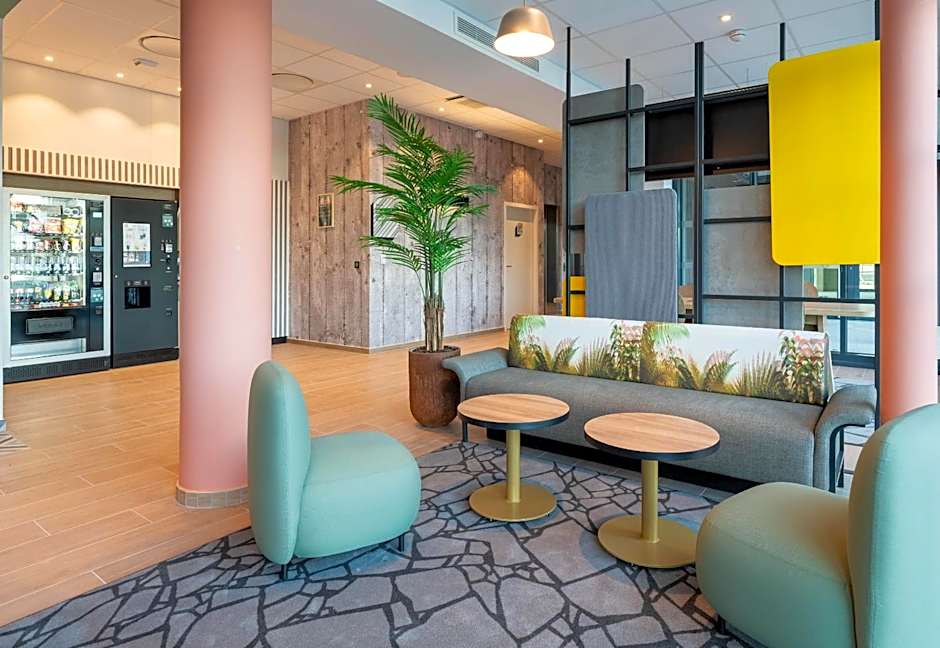 B&B HOTEL Massieux Genay
