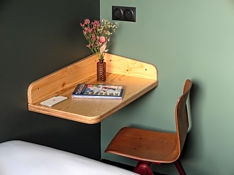 Single Bed in Female Dormitory Room