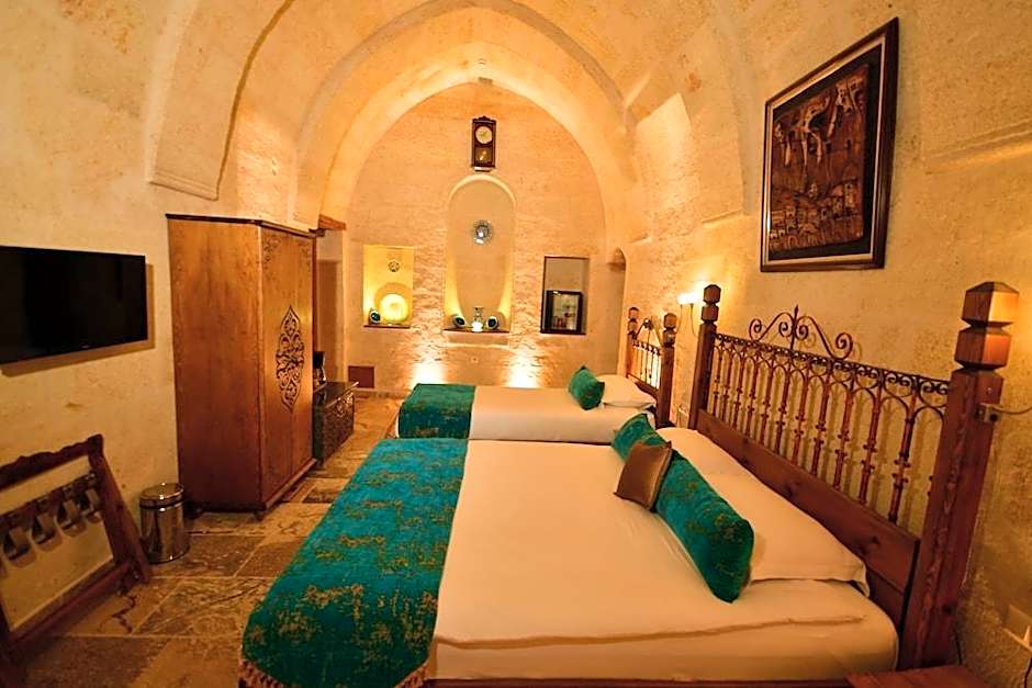 NOSTALJI CAVE SUIT HOTEL