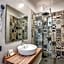 Hotel King