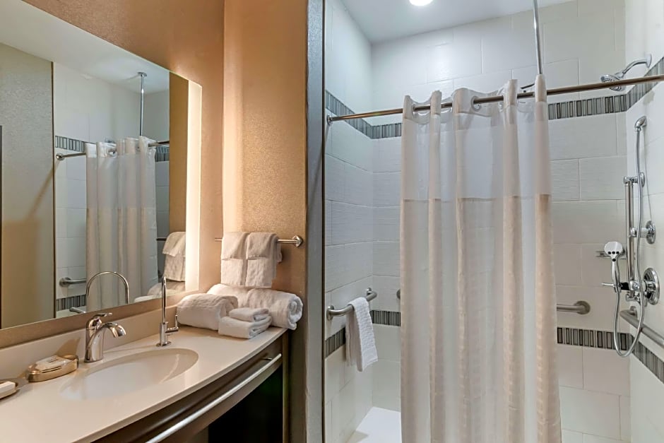 Best Western Premier Liberty Inn & Suites