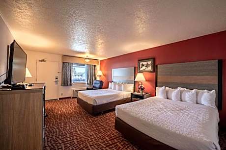 2 QUEEN BEDS NONSMOKING