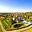 ISA-Farmhouse with swimming-pool just 20 minutes from Arezzo, apartments with panoramic views