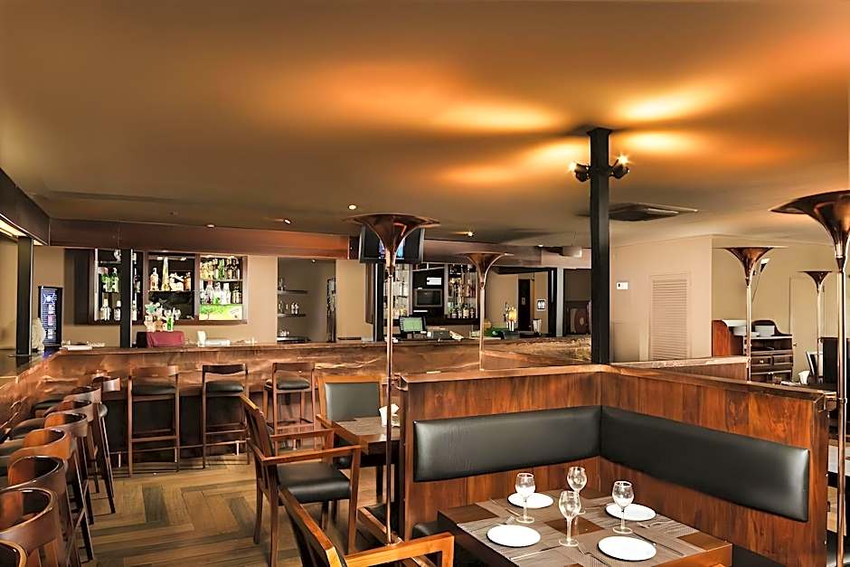 Kandy City Hotel by Earl's