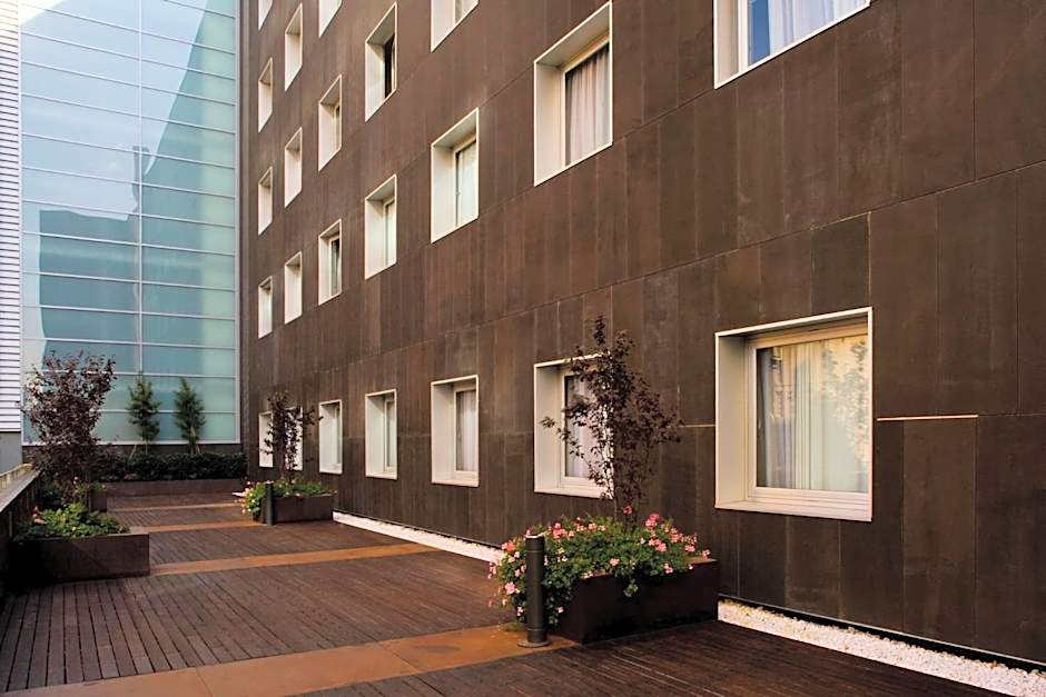 Holiday Inn Express Barcelona City 22@ By IHG