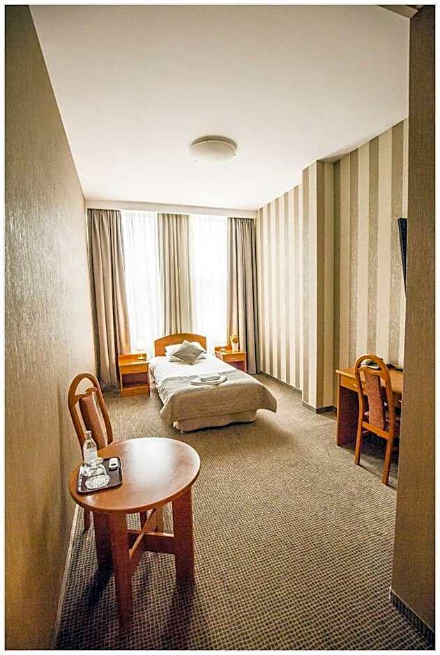 Hotel Polonez