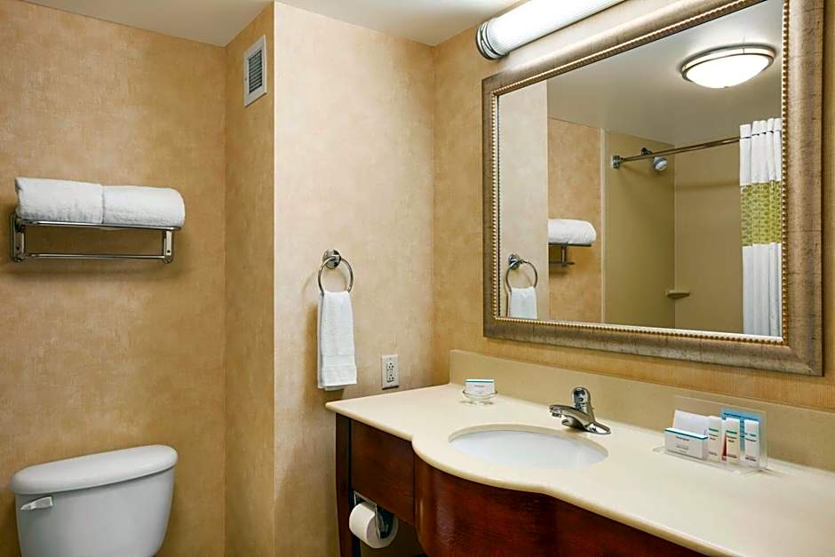 Hampton Inn By Hilton Geneva, NY