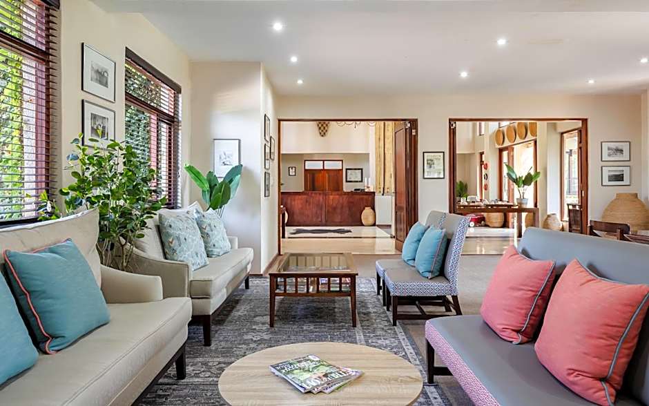 Casterbridge Hollow Boutique Hotel