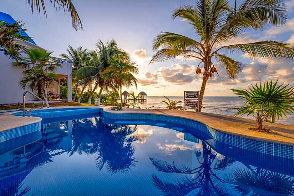 Casa Cenote Hotel