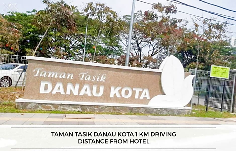 Smile Hotel Danau Kota