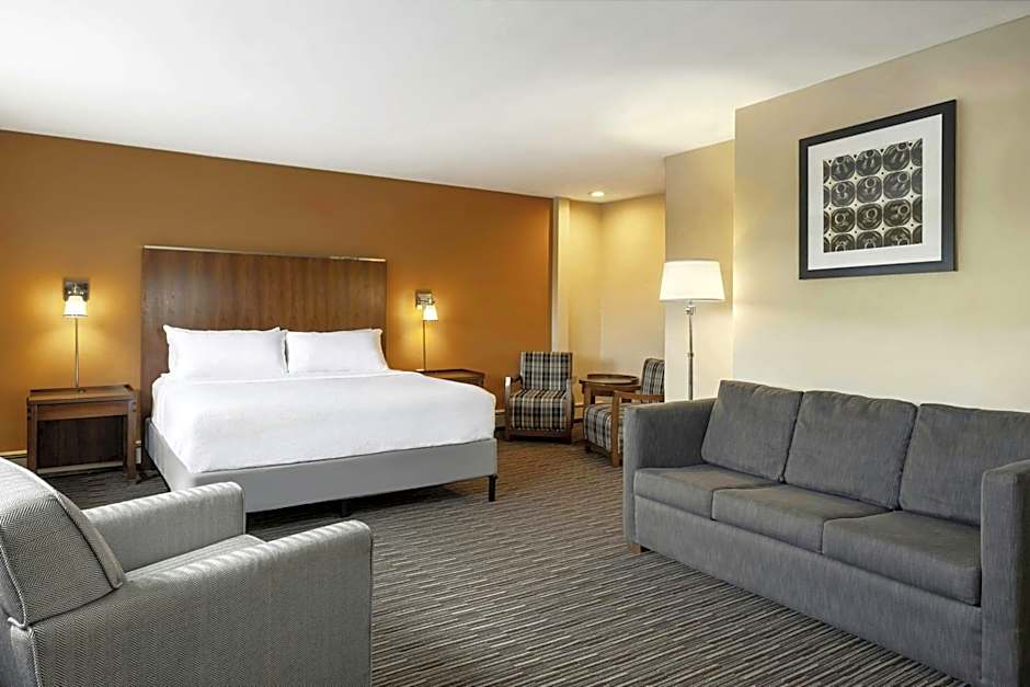 Four Points by Sheraton Milwaukee Airport