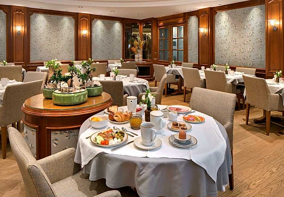 Chateau Frontenac Hotel