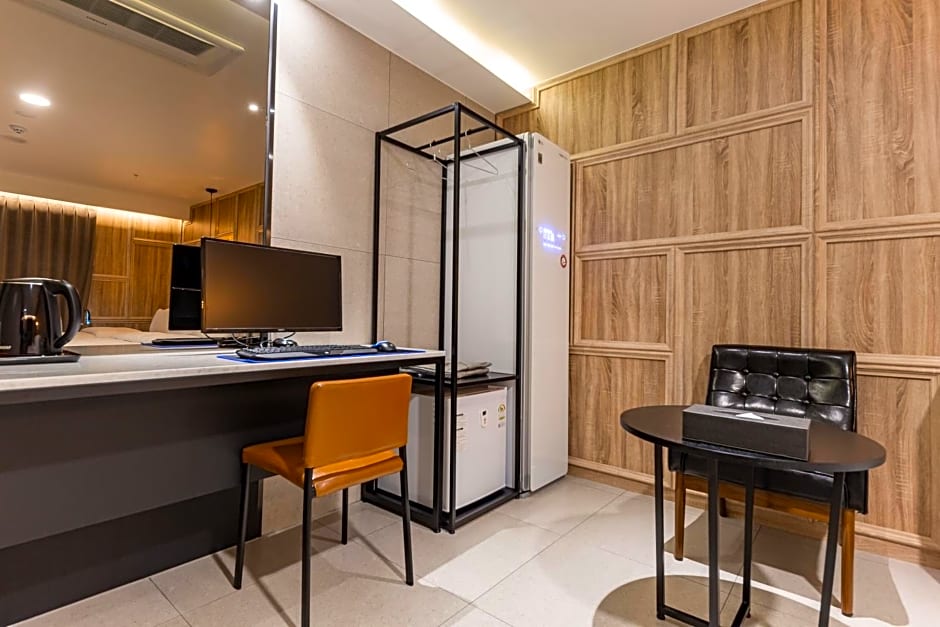 Brown Dot Hotel Seosan