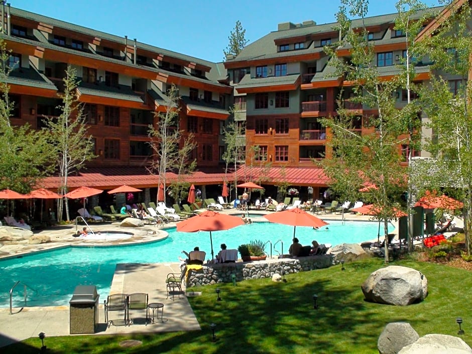 Heavenly Village Condos - Grand Residence