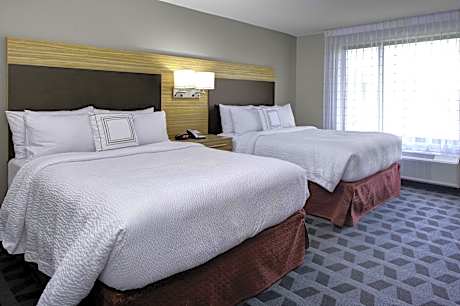 Studio, 2 Queen Beds