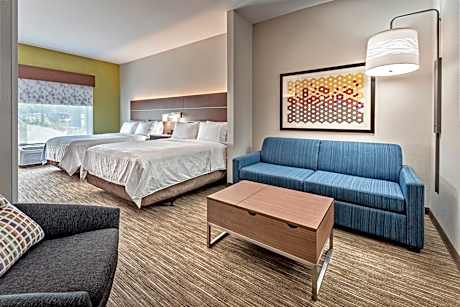 Queen Suite with Two Queen Beds and Sofa Bed