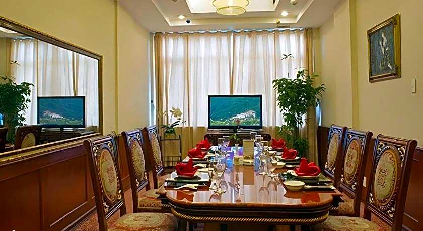 Huu Nghi Hotel