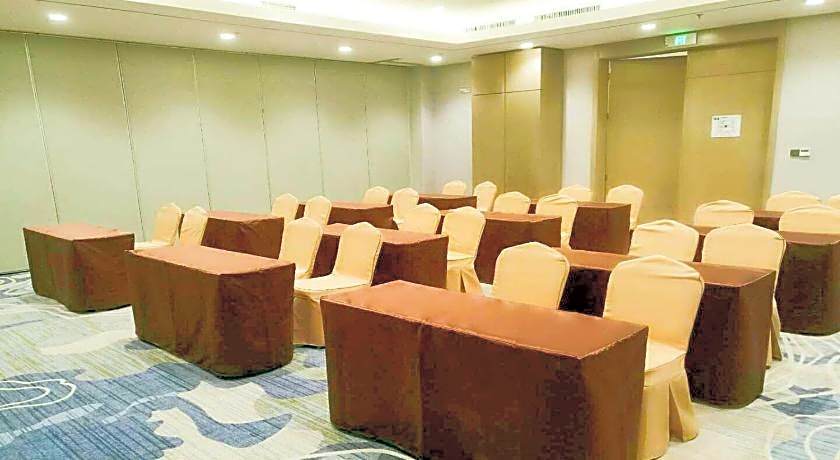 Holiday Inn Express Anshan Downtown By IHG