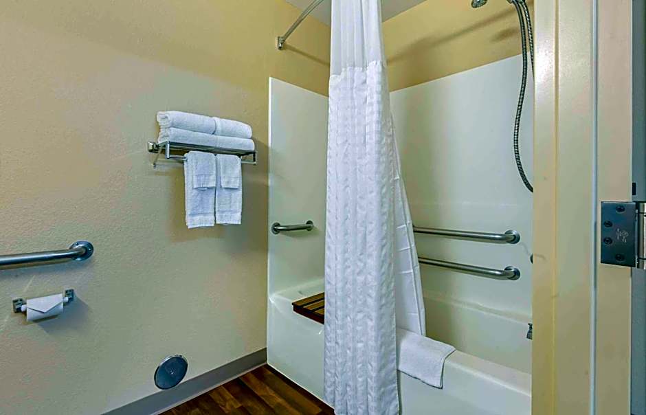 Extended Stay America Suites - Rockford - I-90