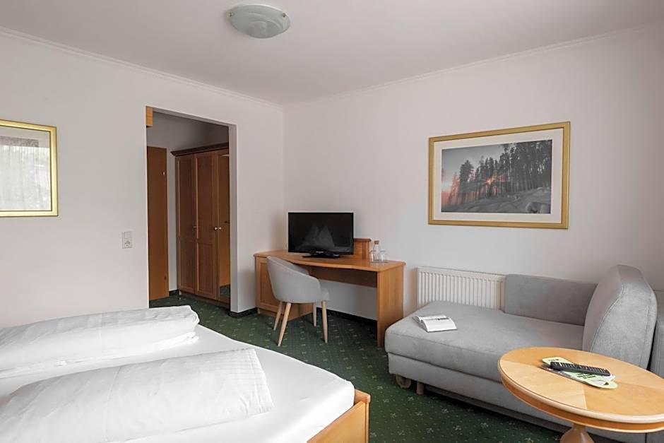 Hotel Martini Kaprun including free parking and Zell am See-Kaprun summer card