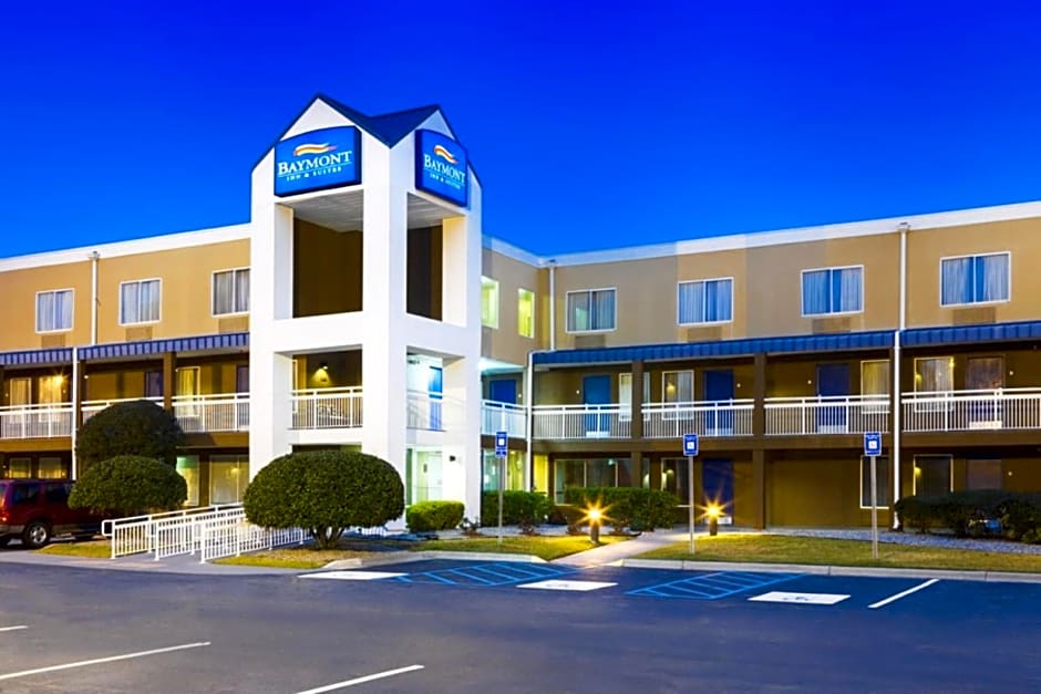 Baymont by Wyndham Savannah Midtown