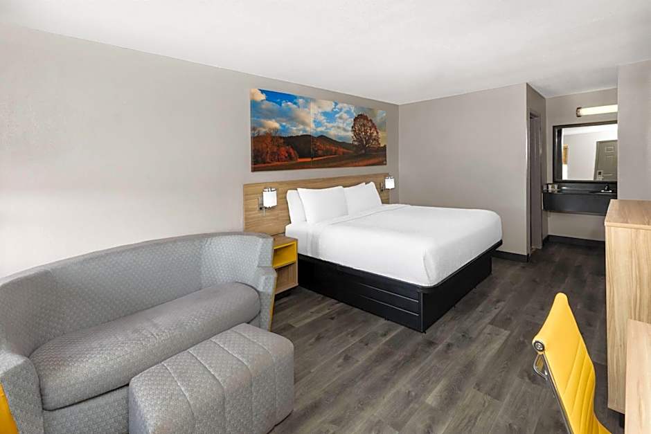 Days Inn by Wyndham Natchitoches