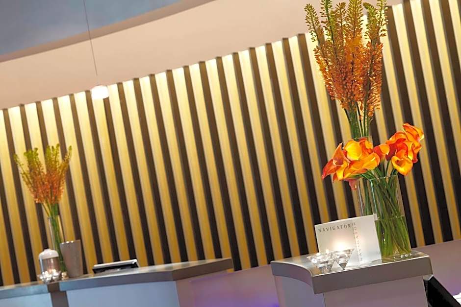 Renaissance by Marriott St. Louis Airport Hotel