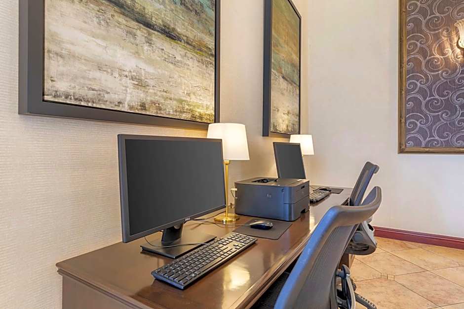 Best Western Plus West Covina Inn