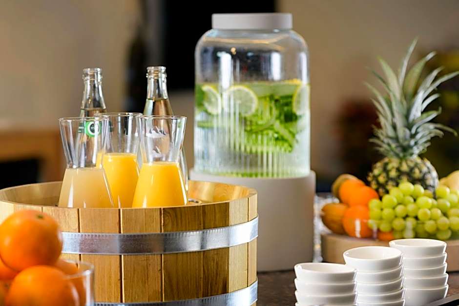 AC Hotel by Marriott Saint-Julien-en-Genevois