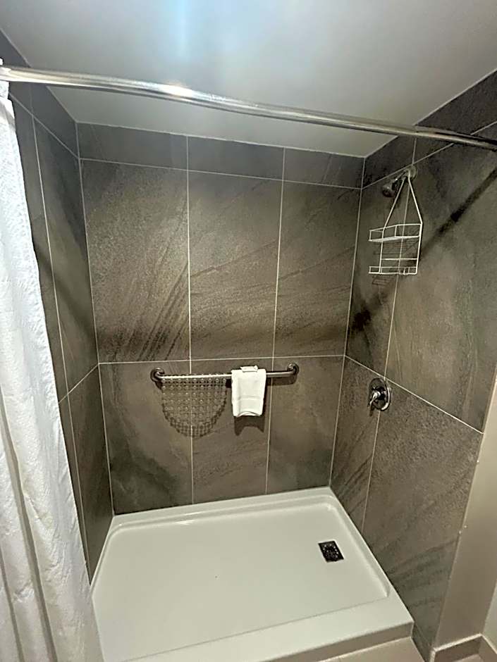 HOM Hotel Gainesville, SureStay Collection by Best Western – Gainesville, FL