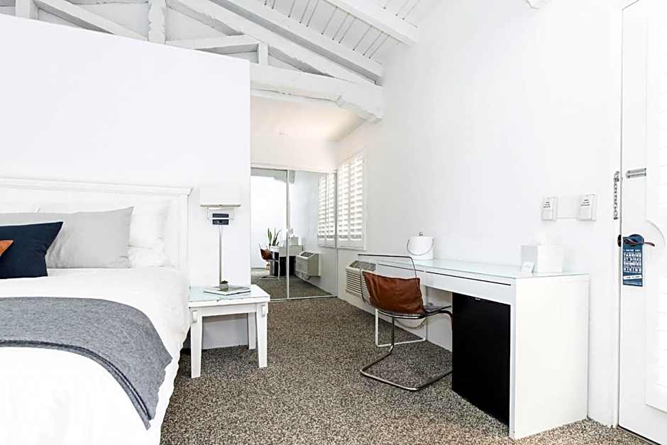 Alcazar Palm Springs