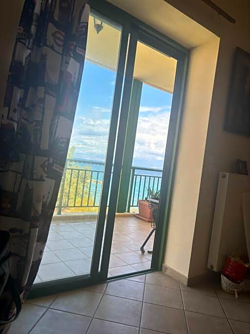 In the Heart of Athens,Walk to Everything! SotElen