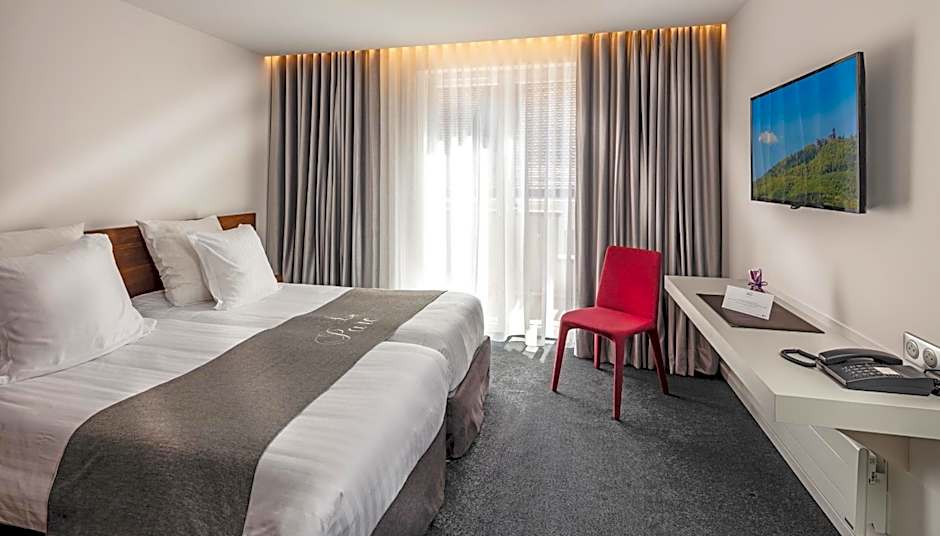 Logis Hotel Le Parc & Spa