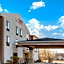 Comfort Suites South Haven Near I-96