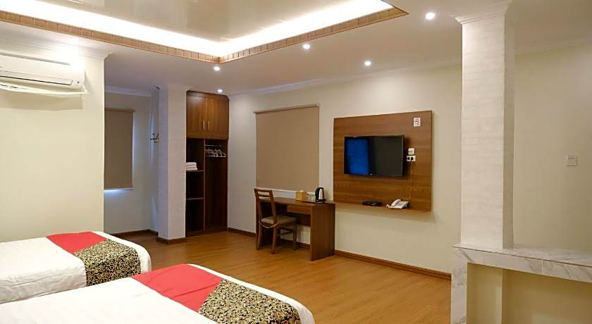 Joyful Hotel