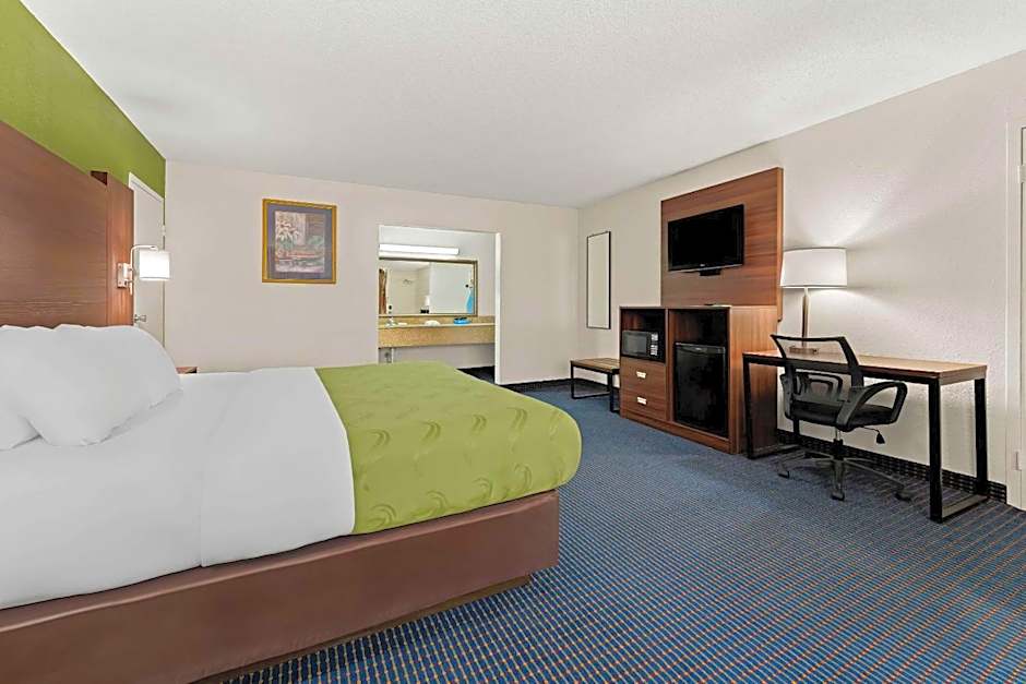 Quality Inn Americus