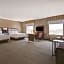 Hampton Inn By Hilton & Suites Dallas-Desoto